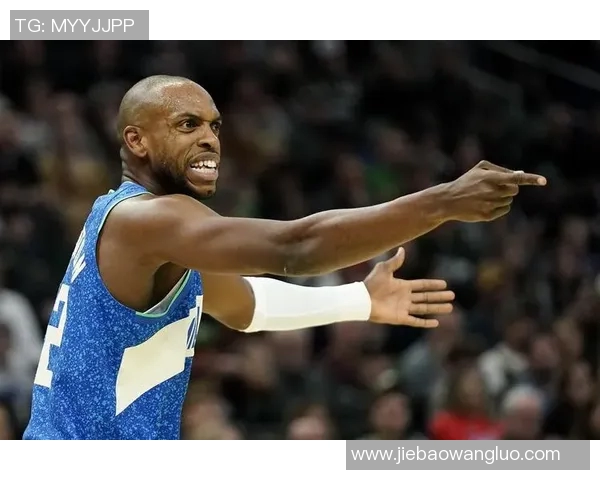 雄鹿后卫米德尔顿荣获本赛季得分王称号：他是如何崛起的？